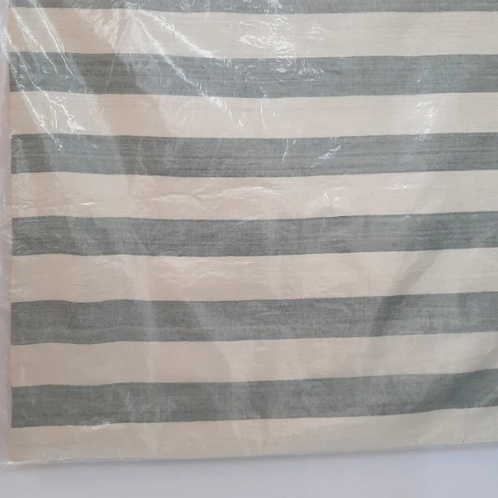 **West Elm Heather Taylor Home 24